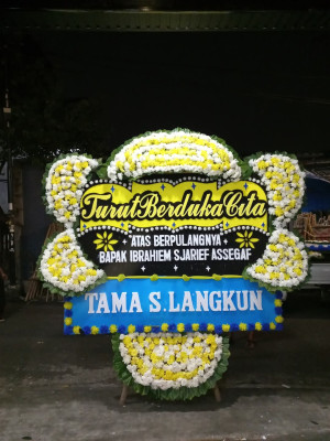 Papan Bunga Duka di Mangkubumen