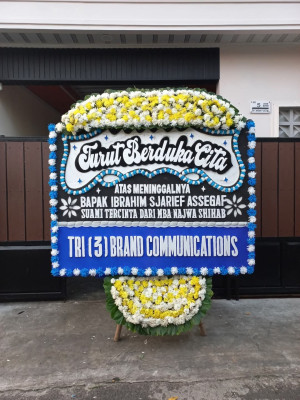 Papan Bunga Duka di Mangkubumen